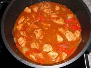 Rezept: Hähnchen Gulasch Bild Nr. 3 Hähnchen Gulasch - Rezept - Bild Nr. 3