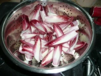 Rezept: SALAT/ROTER CHICOREE-Salat-Ananas-Lammfilet Bild Nr. 5 SALAT/ROTER CHICOREE-Salat-Ananas-Lammfilet - Rezept - Bild Nr. 5