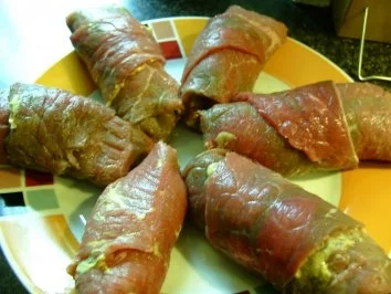 Rezept: RINDERROULADE "KUNTERBUNT " Bild Nr. 3 RINDERROULADE "KUNTERBUNT " - Rezept - Bild Nr. 3