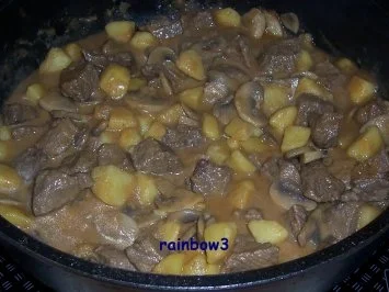 Kochen: Gulasch-Pilz-Kartoffel-Pfanne - Rezept - Bild Nr. 9