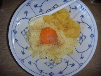 Kartoffeln-Steckrüben-Rösti mit Räucherlachs - Rezept - Bild Nr. 3