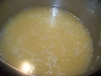 Hühnersuppe mit Nudeln - Rezept - Bild Nr. 4