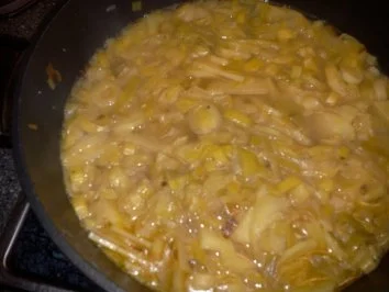 Rezept: Kartoffel-Lauch-Suppe mit Spargelnote Bild Nr. 7 Kartoffel-Lauch-Suppe mit Spargelnote - Rezept - Bild Nr. 7