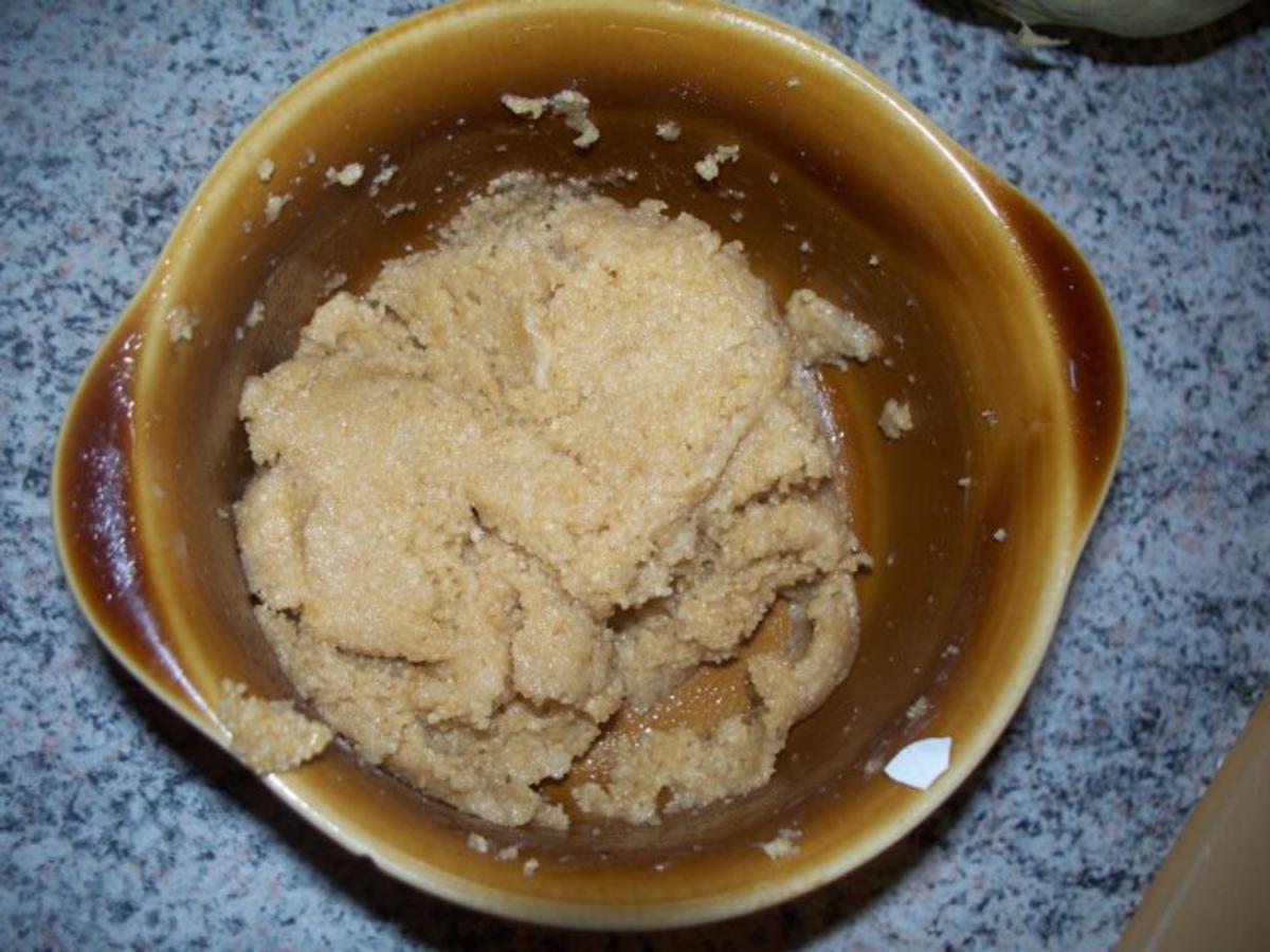 Suppeneinlage: Semmelklößchen von Oma - Rezept - Bild Nr. 2