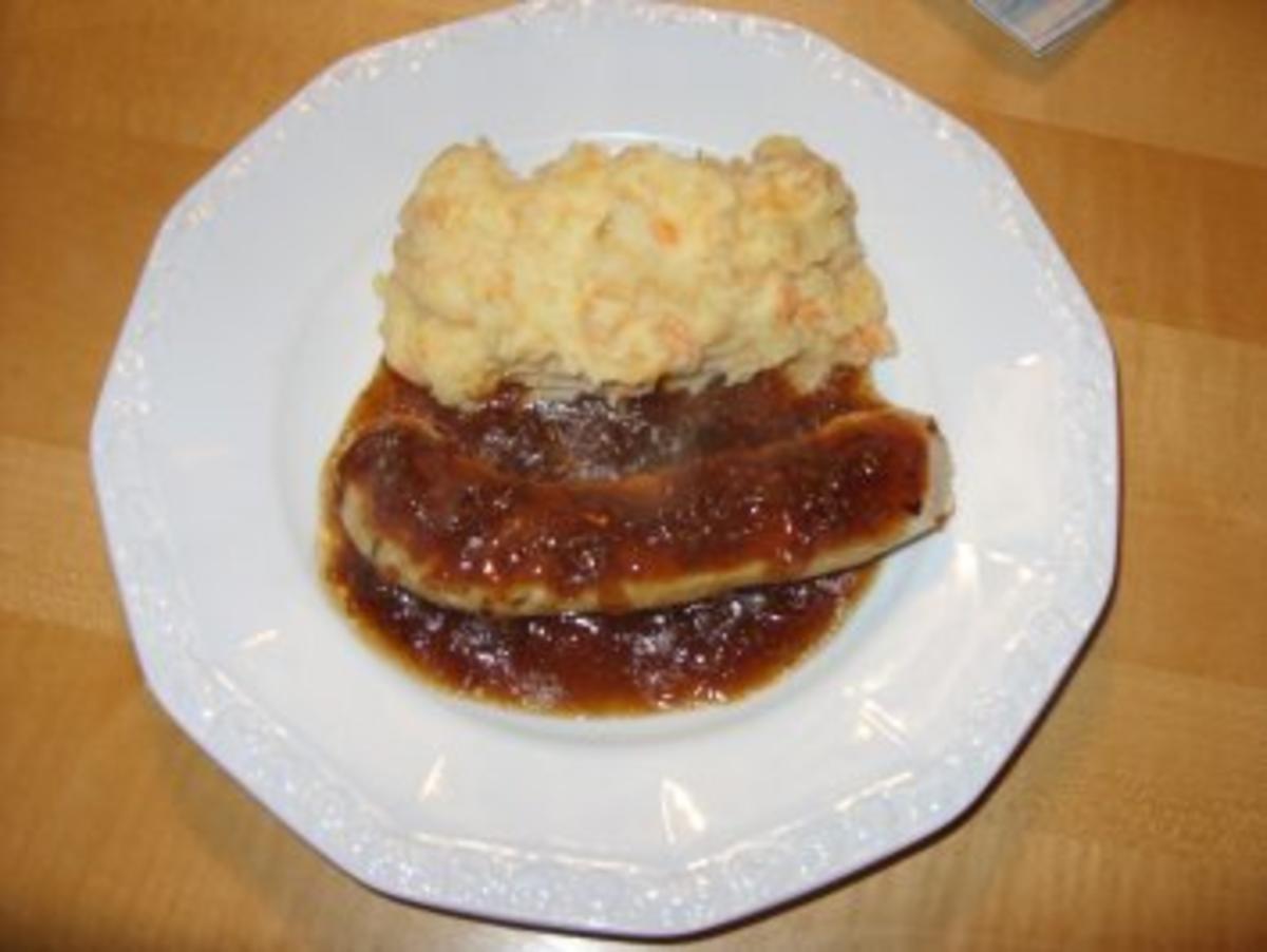 Bilder für D: Wollwurst mit Zwiebelsauce - Rezept