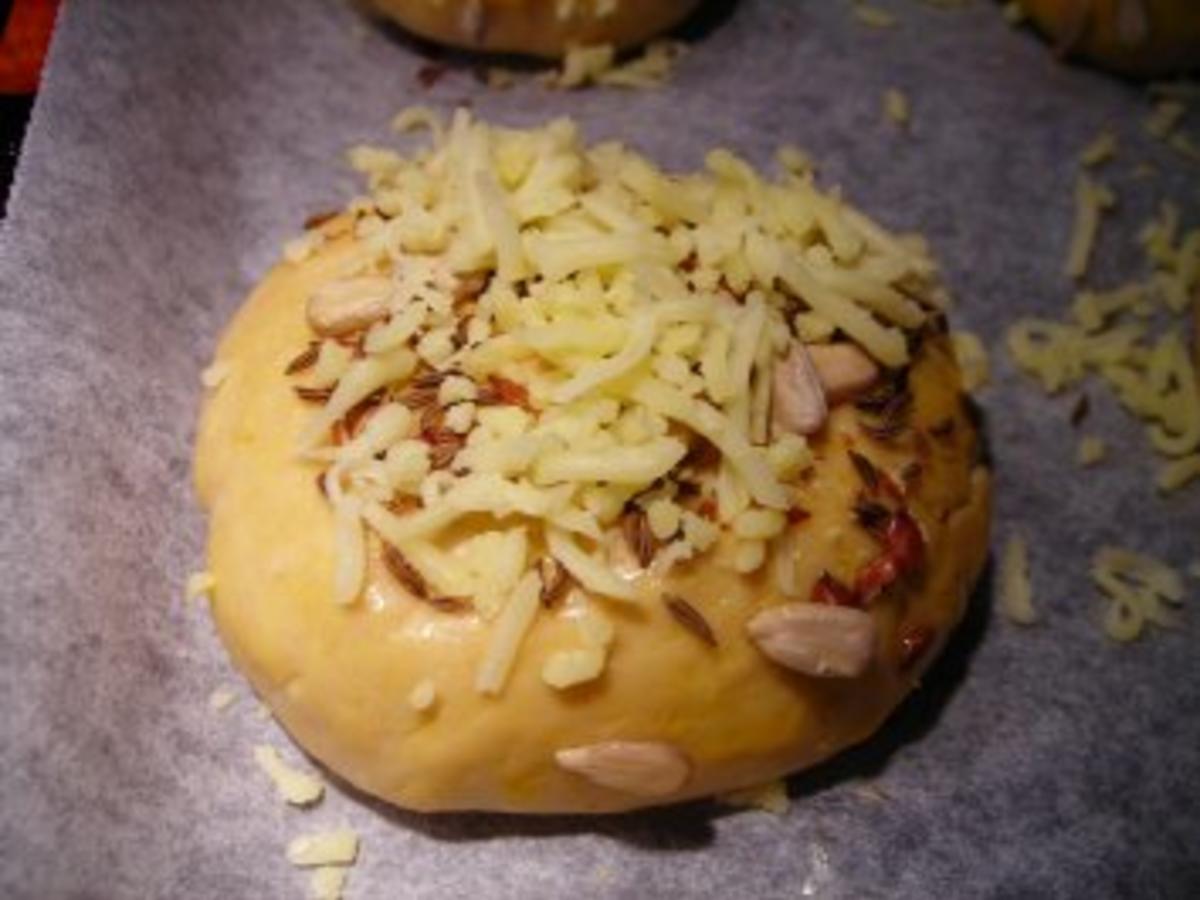 Dinkelbrötchen mit Körnern und Käse - einfach - von Schokoflocke Dinkelbrötchen mit Körnern und Käse - einfach - von Schokoflocke