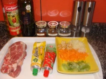 Rezept: Fleisch : -Schweinekamm in Sauce- Bild Nr. 3 Fleisch : -Schweinekamm in Sauce- - Rezept - Bild Nr. 3