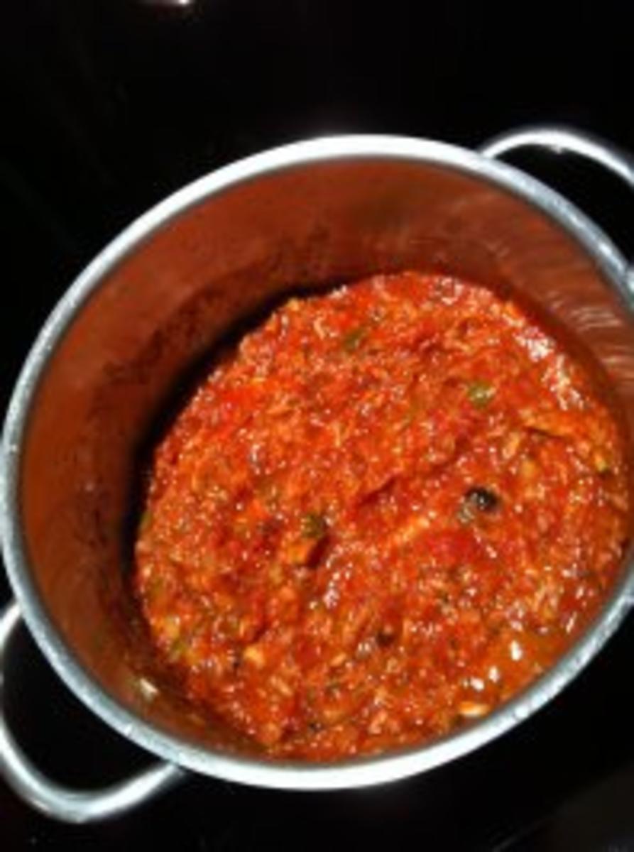 Spaghetti mit mediterraner Sauce - Rezept - Bild Nr. 3