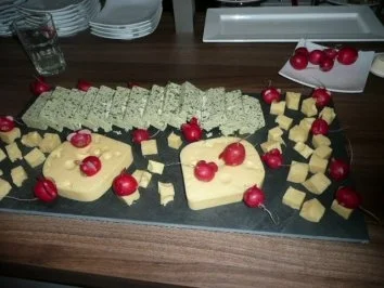 Rezept: TERRINE/KÄSE:RICOTTA-BASILIKUM Bild Nr. 3 TERRINE/KÄSE:RICOTTA-BASILIKUM - Rezept - Bild Nr. 3