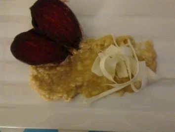 Rezept: Arborio | Zitrone | Rote Bete | Ziegencamembert | Meerrettich Arborio | Zitrone | Rote Bete | Ziegencamembert | Meerrettich - Rezept