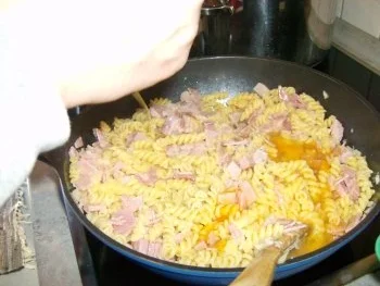 Schinkennudeln einfach und schnell - Rezept - Bild Nr. 7