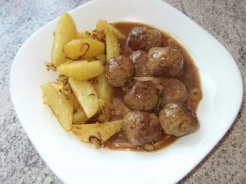 Rezept: Hackbällchen mit Steinpilzsoße Bild Nr. 3 Hackbällchen mit Steinpilzsoße - Rezept - Bild Nr. 3