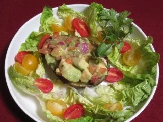 Rezept: Gefüllte Avocado mit Olivenöl Gefüllte Avocado mit Olivenöl - Rezept