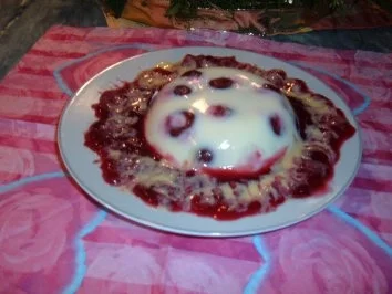 Dessert : Vanillepudding mit Kirschen.......und Eierlikör....))))))))) - Rezept