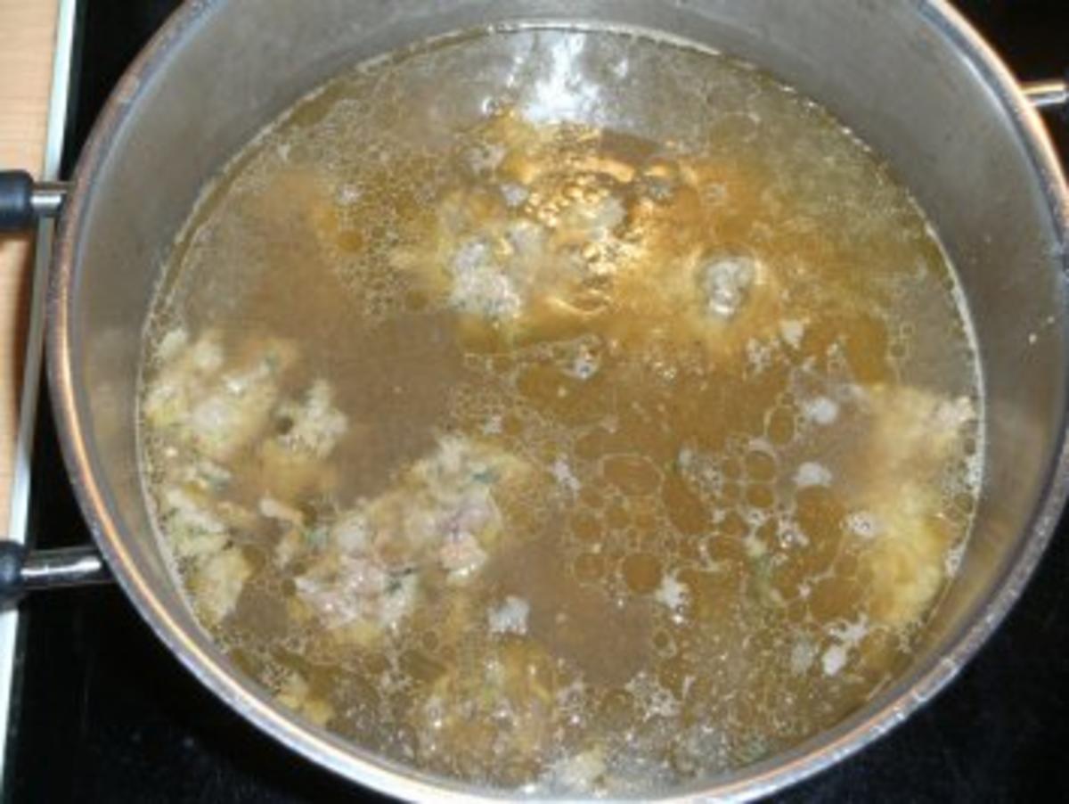 Suppe: Leberknödelsuppe - Rezept - Bild Nr. 4