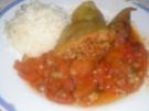 Gefüllte Paprika  spanische Art mit Tomatensauce und Reis - Rezept