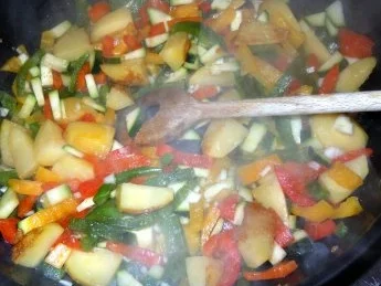 Hackbraten auf Gemüsebett - Rezept - Bild Nr. 4