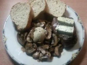 Filetsteak mit Champignons - Rezept