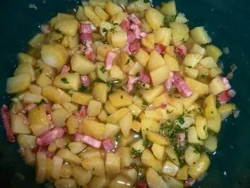 Deftiger Kartoffelsalat - Rezept