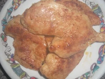 Rezept: Hähnchenschnitzel in Zwiebel-Champignonsoße Hähnchenschnitzel in Zwiebel-Champignonsoße - Rezept