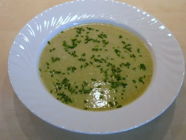 Rezept: Einfache Kohlrabisuppe Bild Nr. 2 Einfache Kohlrabisuppe - Rezept - Bild Nr. 2