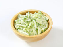 Gurkensalat mit saure Sahne-Dressing - Rezept - Bild Nr. 2