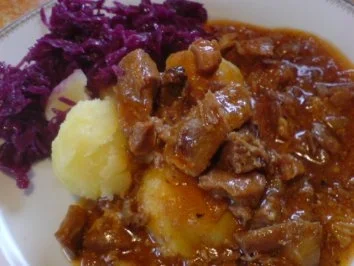 Rezept: Die letzten Grillsteaks verarbeiten - z.B. Gullasch Bild Nr. 14 Die letzten Grillsteaks verarbeiten - z.B. Gullasch - Rezept - Bild Nr. 14