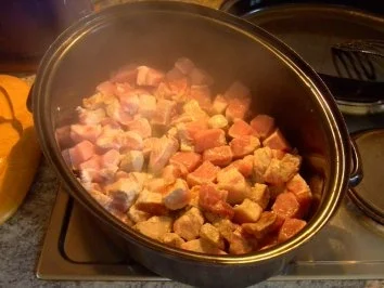 "Gulasch" aus dem Schweinekamm - Rezept - Bild Nr. 5