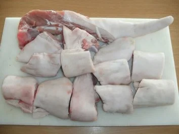 Rezept: Suppe: Klachelsuppe mit Topinambur-Chips Bild Nr. 2 Suppe: Klachelsuppe mit Topinambur-Chips - Rezept - Bild Nr. 2