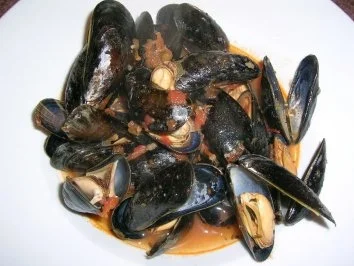 Zuppa di cozze - Muscheln in Tomatensauce (toskanisches Rezept) - Rezept