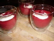 Himbeerschaum mit Joghurthaube - Rezept