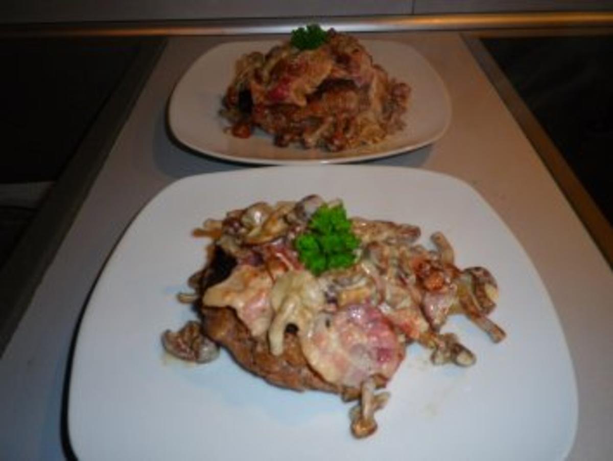 Rollbraten Mit Schweinerollbraten Und Zwiebeln In Streifen Rezept Mit Bild Kochbar De