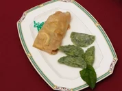 Seeteufel in Papier mit Spargelminz-Cappelletti (Peter Nottmeier) - Rezept