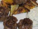 Rezept: Köfte mit Grillgemüse und Tsatsiki Köfte mit Grillgemüse und Tsatsiki - Rezept