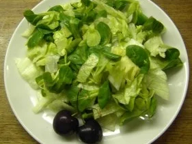 Rezept: Eisberg-Rapunzel-Salat Eisberg-Rapunzel-Salat - Rezept