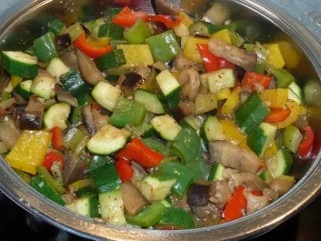 Rezept: Gemüse: Ratatouille mit Reisfladen Bild Nr. 5 Gemüse: Ratatouille mit Reisfladen - Rezept - Bild Nr. 5