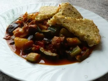 Rezept: Gemüse: Ratatouille mit Reisfladen Bild Nr. 2 Gemüse: Ratatouille mit Reisfladen - Rezept - Bild Nr. 2