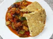 Gemüse: Ratatouille mit Reisfladen - Rezept