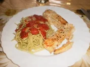 Rezept: Spaghetti mit Pesto und feinem Fischfilet Spaghetti mit Pesto und feinem Fischfilet - Rezept