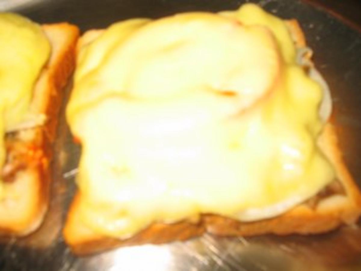 Snack: Sardinen-Zwiebel-Toast - Rezept - kochbar.de