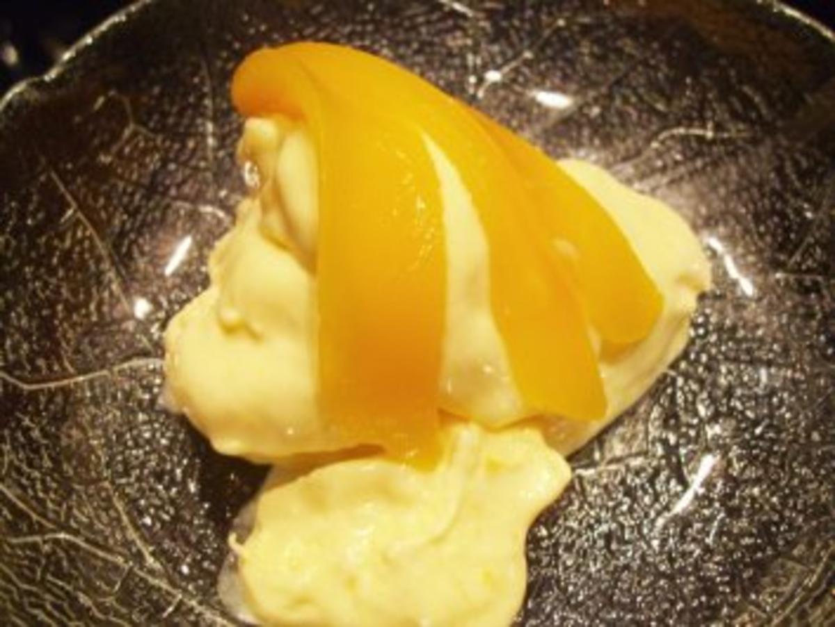 Bilder für Desserts: Geeiste Mangocreme Rezept