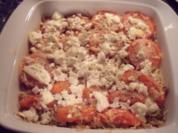 Ofentomaten mit Ziegenkäse auf Thunfisch-Oliven-Feta-Reis - Rezept