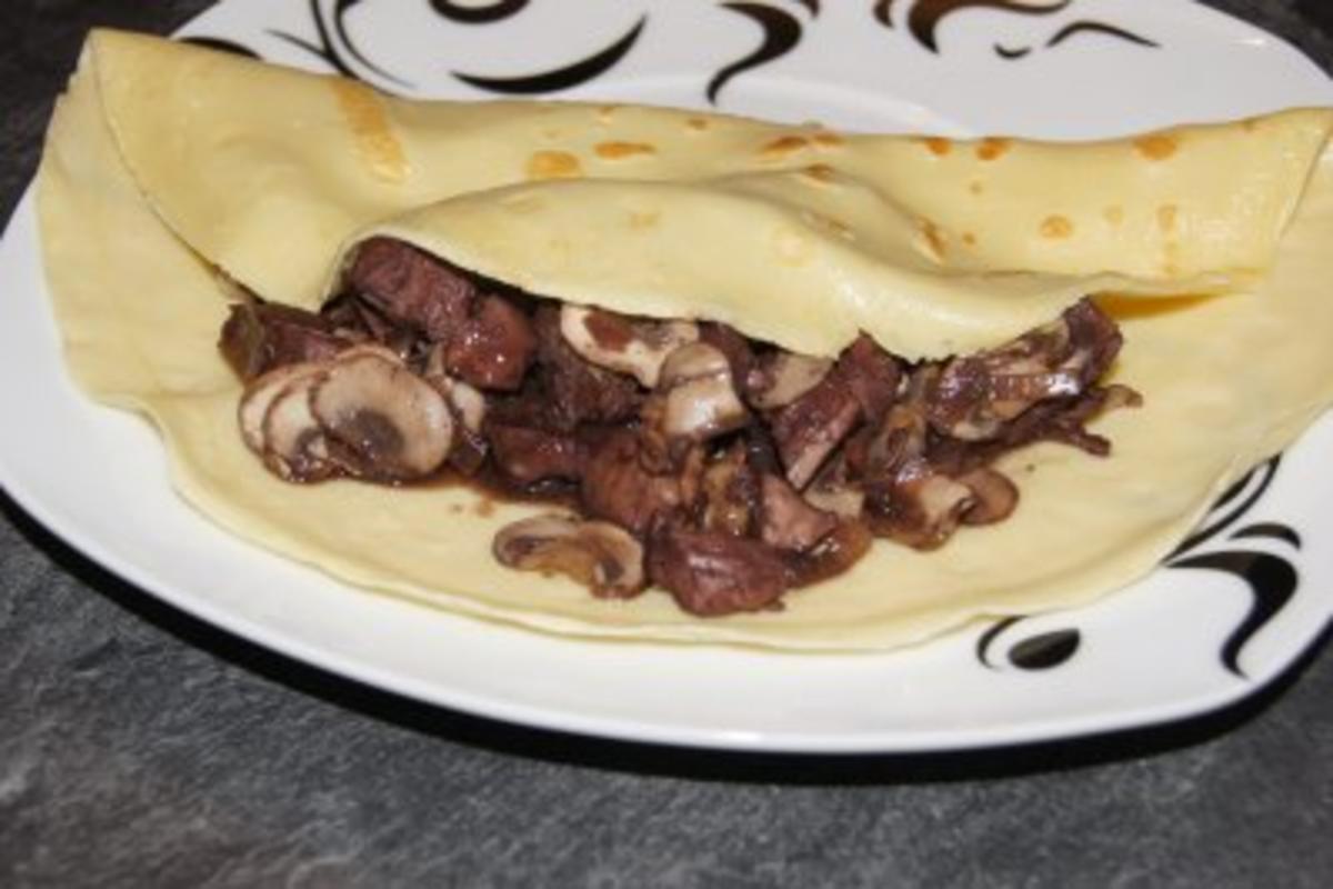 Bilder für Omelett mit Pilz-Filet-Pfanne - Rezept