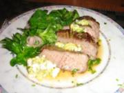 Steak mit Meerrettichbutter und Salat - Rezept
