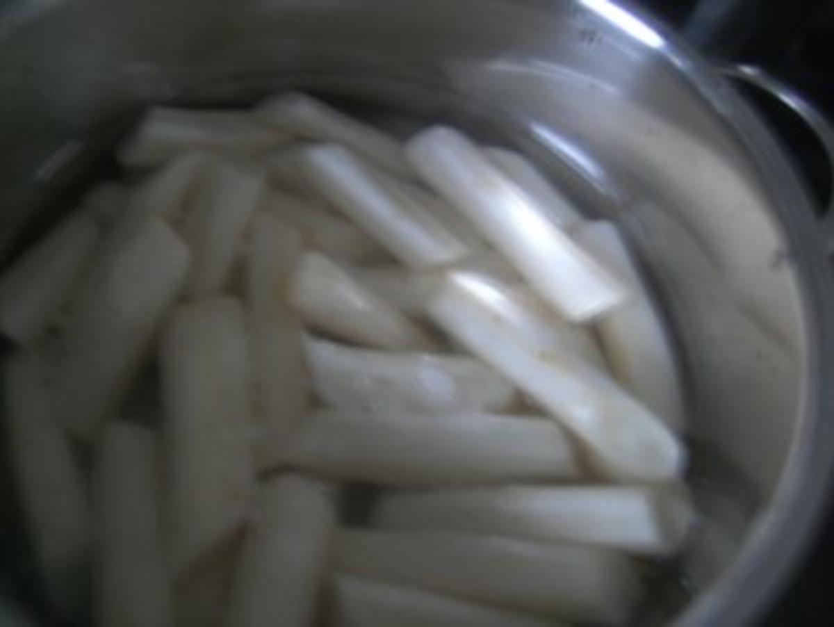 ( Fisch )  Scholle im Speckmantel  Rosmarinkartoffeln Weißweinschaumsößchen - Rezept - Bild Nr. 8