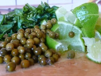 Rezept: Lachsforelle im Thymian-Salzmantel mit Rosmarinkartoffeln Bild Nr. 5 Lachsforelle im Thymian-Salzmantel mit Rosmarinkartoffeln - Rezept - Bild Nr. 5