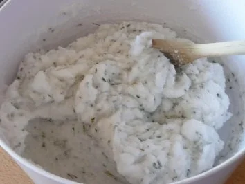 Rezept: Lachsforelle im Thymian-Salzmantel mit Rosmarinkartoffeln Bild Nr. 9 Lachsforelle im Thymian-Salzmantel mit Rosmarinkartoffeln - Rezept - Bild Nr. 9