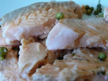 Rezept: Lachsforelle im Thymian-Salzmantel mit Rosmarinkartoffeln Bild Nr. 19 Lachsforelle im Thymian-Salzmantel mit Rosmarinkartoffeln - Rezept - Bild Nr. 19