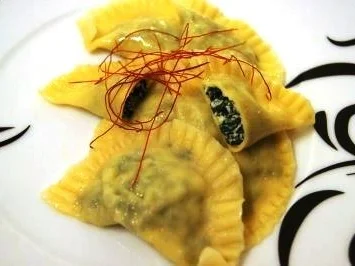 Ravioli mit Spinat-Ricotta-Füllung - Rezept