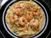 Meeresfrüchte: Gambas in Hummersauce auf Tagliatelle - Rezept